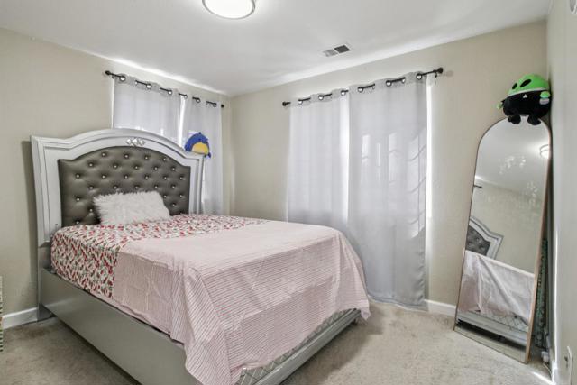 9740 Linnet Court, Gilroy CA: https://media.crmls.org/mediaz/a7836fd5-7632-4abb-a68a-96d7f92670f8.jpg