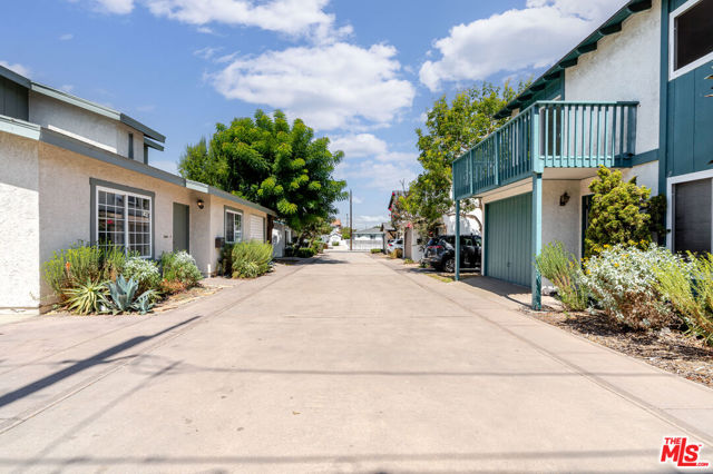 2404 Gates Avenue, Redondo Beach, California 90278, 3 Bedrooms Bedrooms, ,2 BathroomsBathrooms,Residential,Sold,Gates,25553815 2404 Gates Avenue, Redondo Beach, California 90278, 3 Bedrooms Bedrooms, ,2 BathroomsBathrooms,Residential,Sold,Gates,25553815