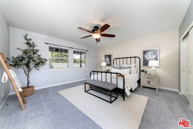 850 N Kenwood Street, Burbank CA: https://media.crmls.org/mediaz/a783d224-d006-4c53-a23a-30c64ef49051.jpg