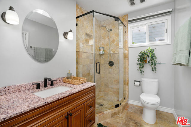 1116 Stanford Street, Santa Monica CA: https://media.crmls.org/mediaz/a784b92b-040f-49c7-a1eb-50114ffe68c4.jpg