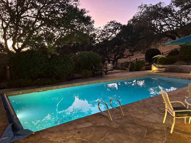 31 Asoleado Place, Carmel Valley CA: https://media.crmls.org/mediaz/a78502cb-a557-4343-921d-ca6308588de0.jpg