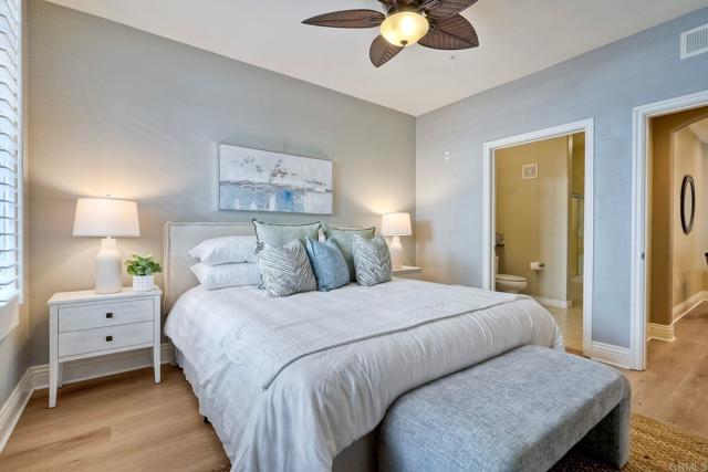 9263 Regents Road, La Jolla CA: https://media.crmls.org/mediaz/a785f717-8416-44bd-8dc9-9553b8d635e8.jpg