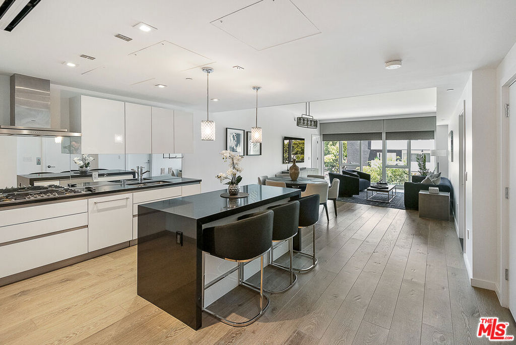 MLS #25620705 image #1