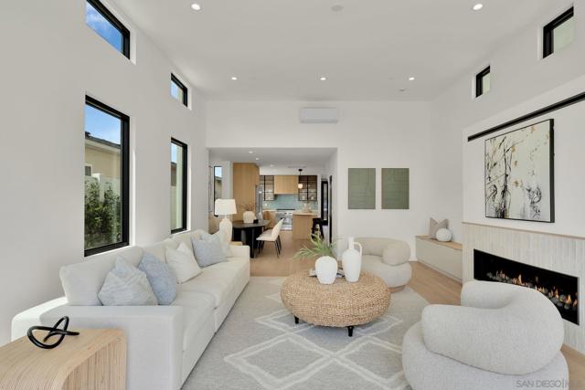 Image 9 of 32 For 1073 Opal Street