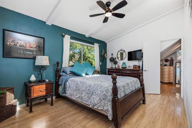 11270 San Luis Rey Dr, Valley Center CA: https://media.crmls.org/mediaz/a7884046-0356-41ad-8252-ed373b0cebb3.jpg