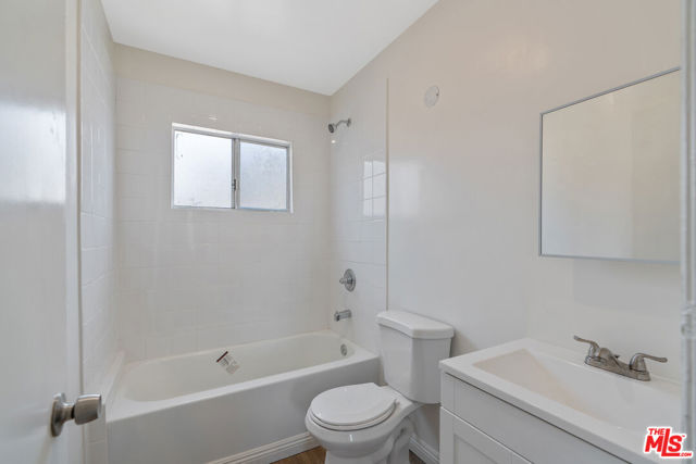 945 N Ditman Avenue, Los Angeles CA: https://media.crmls.org/mediaz/a788c78e-9f45-4bfe-b101-721a2a052379.jpg