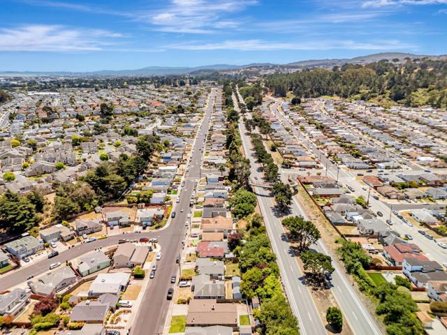 921 Newman Drive, South San Francisco CA: https://media.crmls.org/mediaz/a789b13f-37d7-43d4-bf68-07d3d234f950.jpg