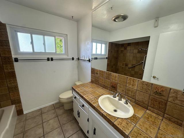 4371 Logrono Dr., San Diego CA: https://media.crmls.org/mediaz/a78ae6fa-4675-4ddc-89be-dc0e0ddd2695.jpg