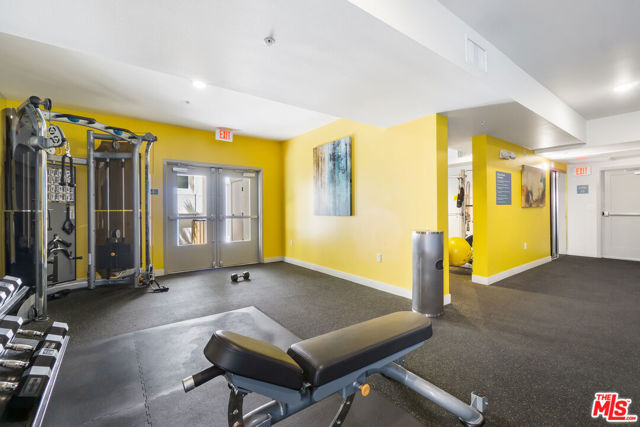 436 S Virgil Avenue, Los Angeles CA: https://media.crmls.org/mediaz/a78af405-acd6-48e4-818f-3d532918a252.jpg