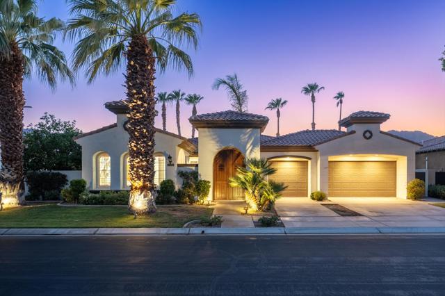 56023 Winged Foot, La Quinta CA: https://media.crmls.org/mediaz/a78bf4ed-4777-4f25-b9c6-2eb0122162c8.jpg