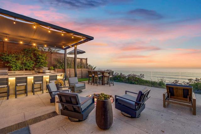 282 Neptune Avenue, Encinitas CA: https://media.crmls.org/mediaz/a78c005d-e156-4418-a5b4-8ac2aafa6610.jpg