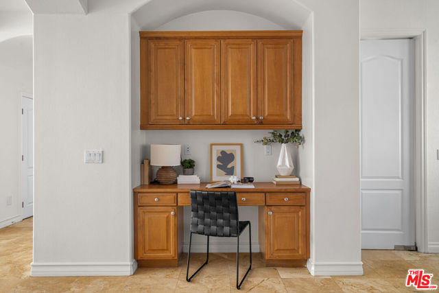 1772 Tamarack Street, Westlake Village CA: https://media.crmls.org/mediaz/a78c1358-755a-460f-ab87-917c67c88ca6.jpg