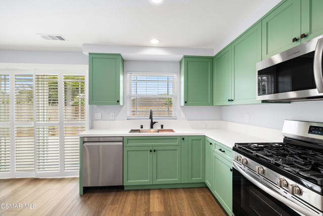 350 Campbell Way, Oxnard CA: https://media.crmls.org/mediaz/a78c2893-db6e-48e0-b346-6b17f3232772.jpg