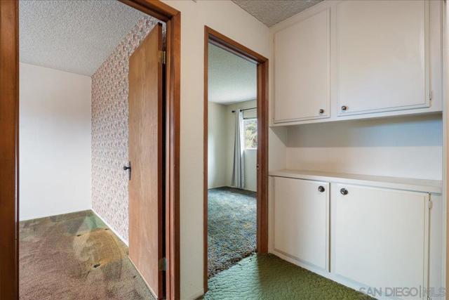 13334 Barbados Way, Del Mar CA: https://media.crmls.org/mediaz/a78caae2-194b-4c25-9931-d8dcb81c6103.jpg