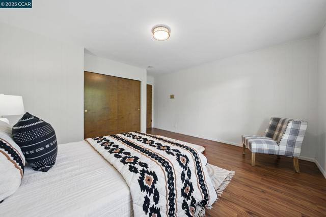 3938 Los Arabis Dr, Lafayette CA: https://media.crmls.org/mediaz/a78cc48c-e36e-46c4-8237-e5c5b8e35b30.jpg