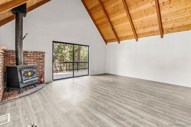 21838 Crestline Rd, Palomar Mountain CA: https://media.crmls.org/mediaz/a78e3a03-c494-4736-be52-d5b3d5905675.jpg