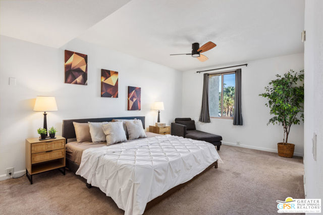 400 N Sunrise Way, Palm Springs CA: https://media.crmls.org/mediaz/a78fb5d0-cb94-4464-9c9e-c96c5197b116.jpg