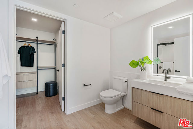 10700 Tabor Street, Los Angeles CA: https://media.crmls.org/mediaz/a78fd1ec-1568-44f8-a240-d91184b197b5.jpg