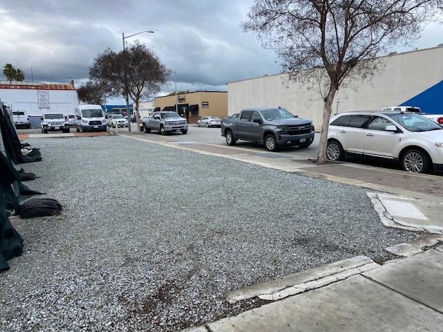 202 5th Street, Hollister, California 95023, ,Commercial Sale,For Sale,5th,ML81922254