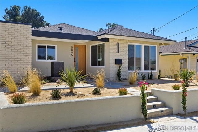 5885 Laramie Way, San Diego CA: https://media.crmls.org/mediaz/a7917d51-05f5-4d1a-943e-05762c032365.jpg