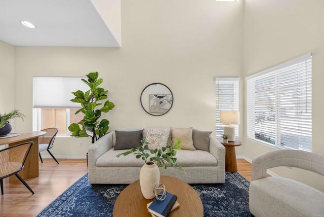 Detail Gallery Image 6 of 55 For 9783 Kika Ct, San Diego,  CA 92129 - 3 Beds | 2/1 Baths