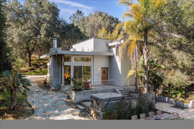 28140 Story Hill Lane, Los Altos Hills CA: https://media.crmls.org/mediaz/a792607c-2c90-43b0-af94-fab693d607cc.jpg