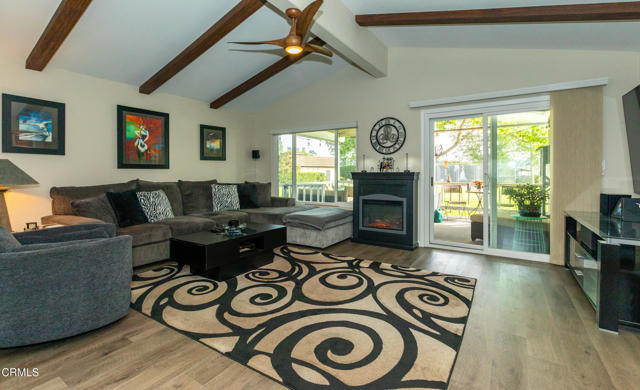2491 Apple Lane, Oxnard CA: https://media.crmls.org/mediaz/a7932912-ffb6-4f9d-bcff-38d7650d8776.jpg