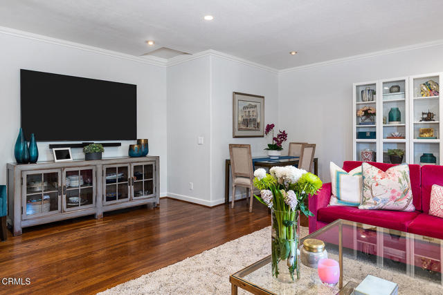 Detail Gallery Image 19 of 31 For 228 Oaks Ave, Monrovia,  CA 91016 - 3 Beds | 3/1 Baths