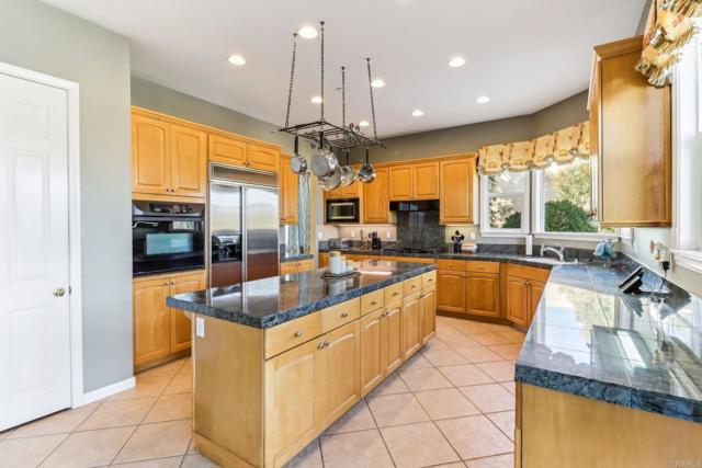 Image 19 of 74 For 2715 Glenview Way