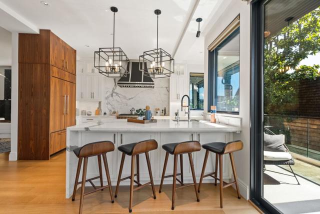 2853 Broderick Street, San Francisco CA: https://media.crmls.org/mediaz/a7984a42-bad9-48d4-abc0-2020ad32d20c.jpg