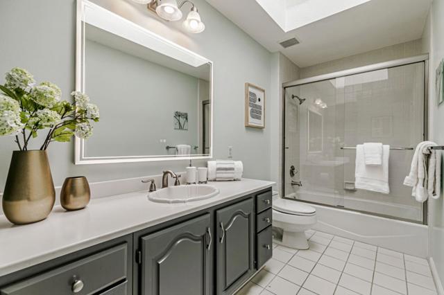 1350 Trinity Drive, Menlo Park CA: https://media.crmls.org/mediaz/a7988015-43e3-4b6f-af5f-0c457c14c6b5.jpg