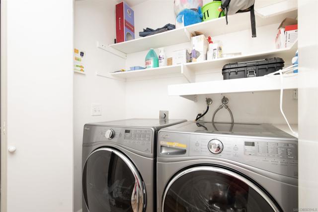 1873 Guilder Gln, Escondido CA: https://media.crmls.org/mediaz/a799d44a-85b1-4939-b7a8-a5846084e2b2.jpg