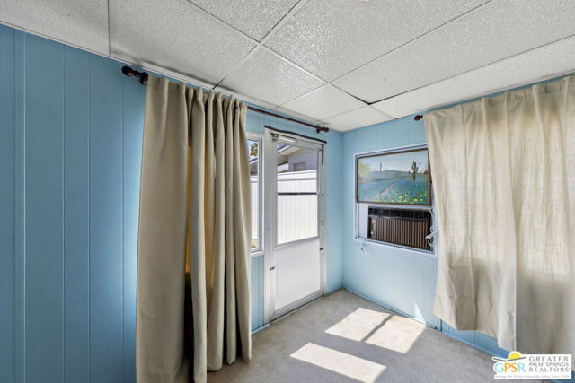 210 Coyote Drive, Palm Springs CA: https://media.crmls.org/mediaz/a79a031b-50a9-42d0-9441-644a5a397d48.jpg