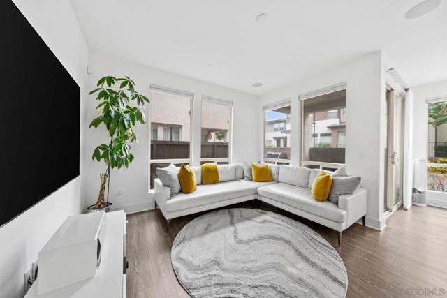 2335 Aperture Circle, San Diego CA: https://media.crmls.org/mediaz/a79a3d4c-adcc-4b85-86f0-5df8c062006e.jpg