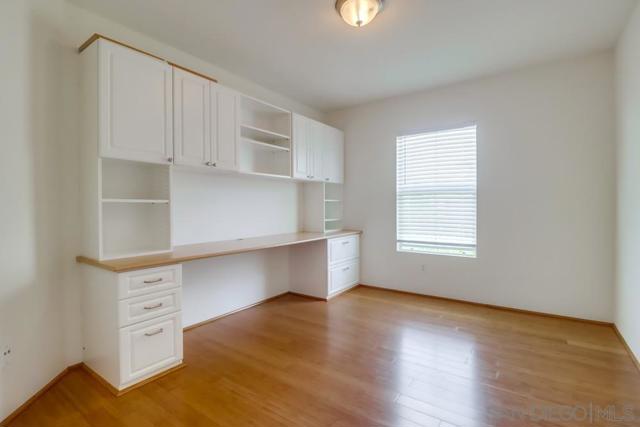 1765 Via Capri, Chula Vista CA: https://media.crmls.org/mediaz/a79b2acf-eda1-4f4b-9f36-f524686081ce.jpg