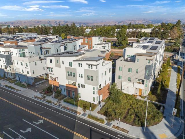 2903 Corvin Drive, Santa Clara CA: https://media.crmls.org/mediaz/a79b6f86-abde-4048-8ff2-f20fee82b9df.jpg