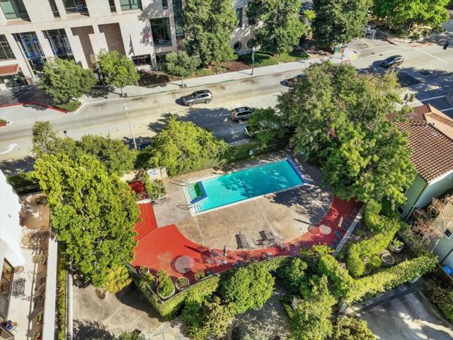 40 W 3rd Avenue, San Mateo CA: https://media.crmls.org/mediaz/a79c0072-5338-4287-b20e-87c658c145a8.jpg