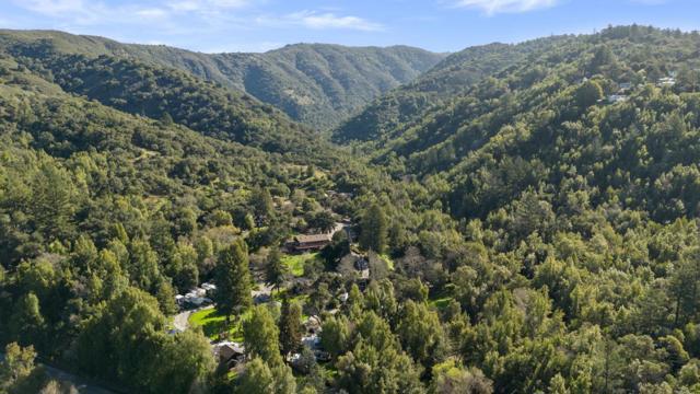 20600 Aldercroft, Los Gatos CA: https://media.crmls.org/mediaz/a79c83b1-dd3e-48ff-8e30-7ac58b5e84e3.jpg