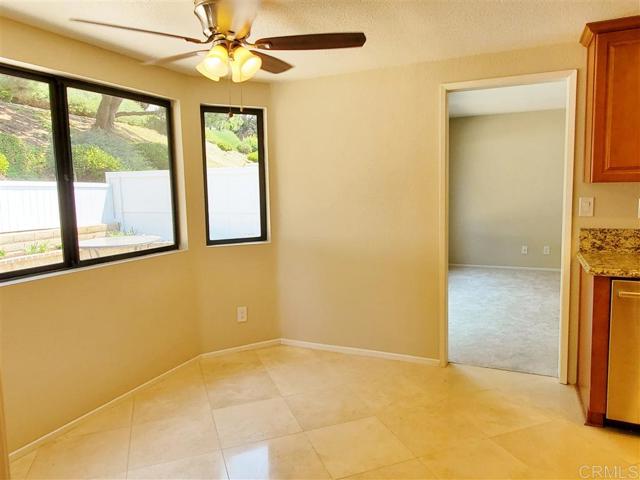 Detail Gallery Image 24 of 35 For 6808 Watercourse Dr, Carlsbad,  CA 92011 - 3 Beds | 2/1 Baths