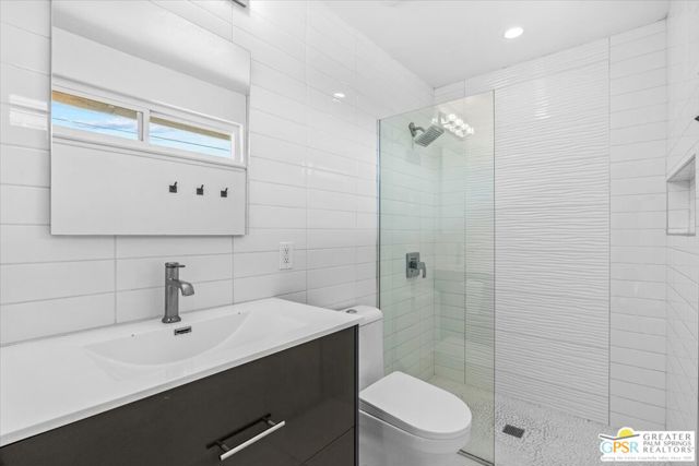3121 E Ventura Road, Palm Springs CA: https://media.crmls.org/mediaz/a79d57d2-9738-484a-a92f-5761533b2c3c.jpg