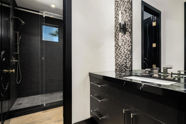 40440 Morningstar Road, Rancho Mirage CA: https://media.crmls.org/mediaz/a79e9f43-840a-4c04-91b3-2c58d2142e47.jpg