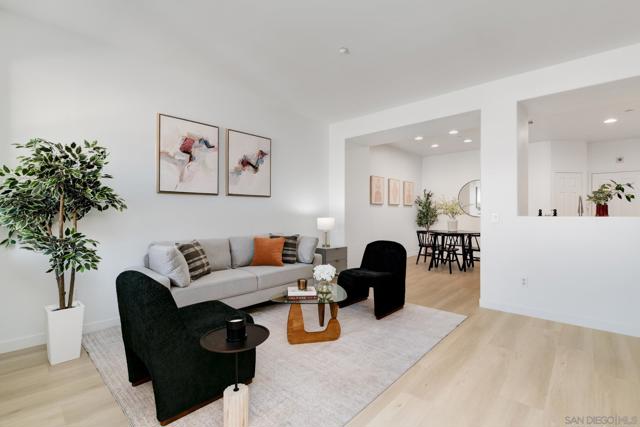 7895 Via Montebello, San Diego CA: https://media.crmls.org/mediaz/a7a109ab-a198-42a2-8062-a939dfef902e.jpg