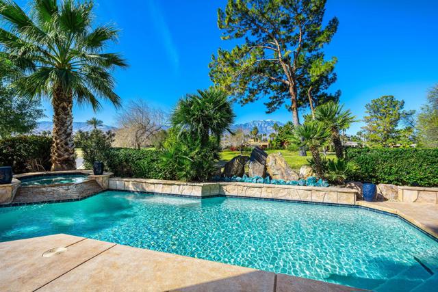 1 Birkdale Circle, Rancho Mirage CA: https://media.crmls.org/mediaz/a7a11585-b520-4716-ba79-955ebcaa6bbe.jpg