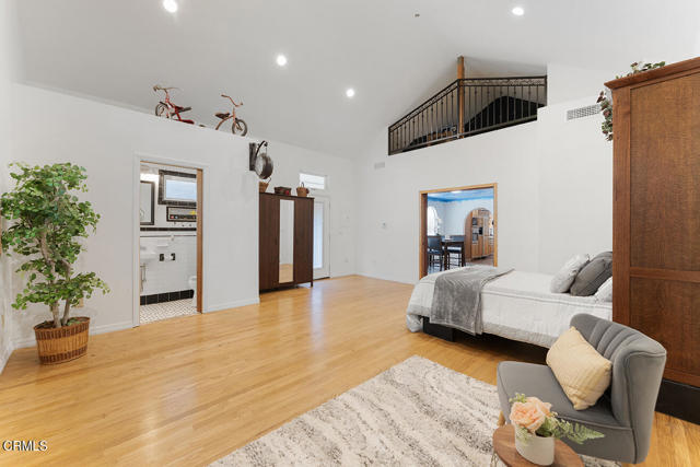 1100 Leonard Avenue, Pasadena CA: https://media.crmls.org/mediaz/a7a30045-9dbc-4862-a425-00747ae9b72d.jpg
