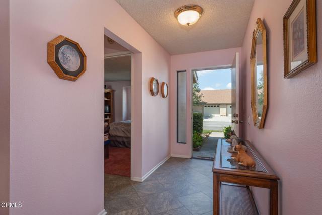 35206 Village 35, Camarillo CA: https://media.crmls.org/mediaz/a7a30863-aea8-4d5b-b341-283547648726.jpg