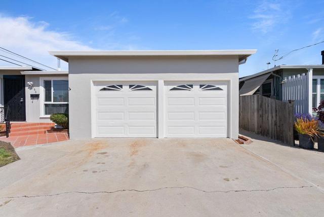 160 Napa Street, Watsonville CA: https://media.crmls.org/mediaz/a7a44d8c-fdca-49e1-b8e4-dc4cdc10af1b.jpg