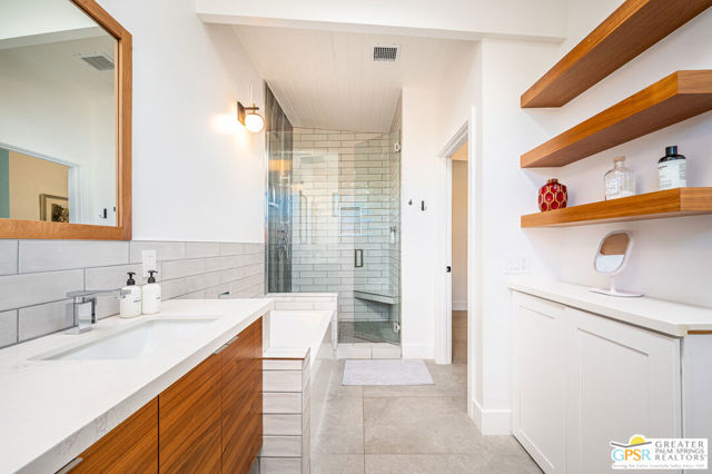 Image 34 of 64 For 2340 Duane Road