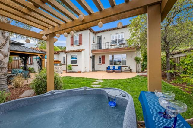 6600 Eagle Ridge Court, Gilroy CA: https://media.crmls.org/mediaz/a7a51181-aef7-4f54-ad12-67257fdc8002.jpg