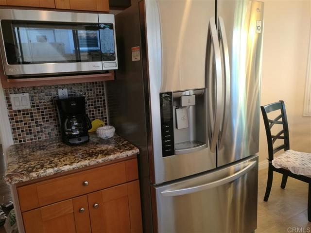 4251 Sturgeon Ct, San Diego CA: https://media.crmls.org/mediaz/a7a62069-67d5-41f1-9e2d-f4d9313a0dcf.jpg