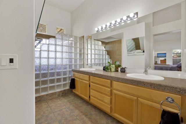 Detail Gallery Image 23 of 47 For 2022 Highland View, Escondido,  CA 92026 - 3 Beds | 2 Baths